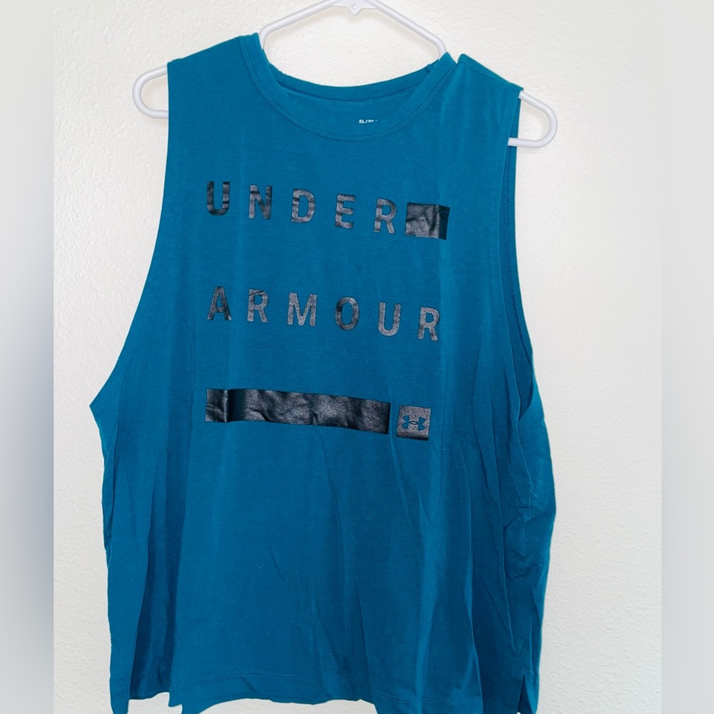 Under Armour Women’s Tank Top XL